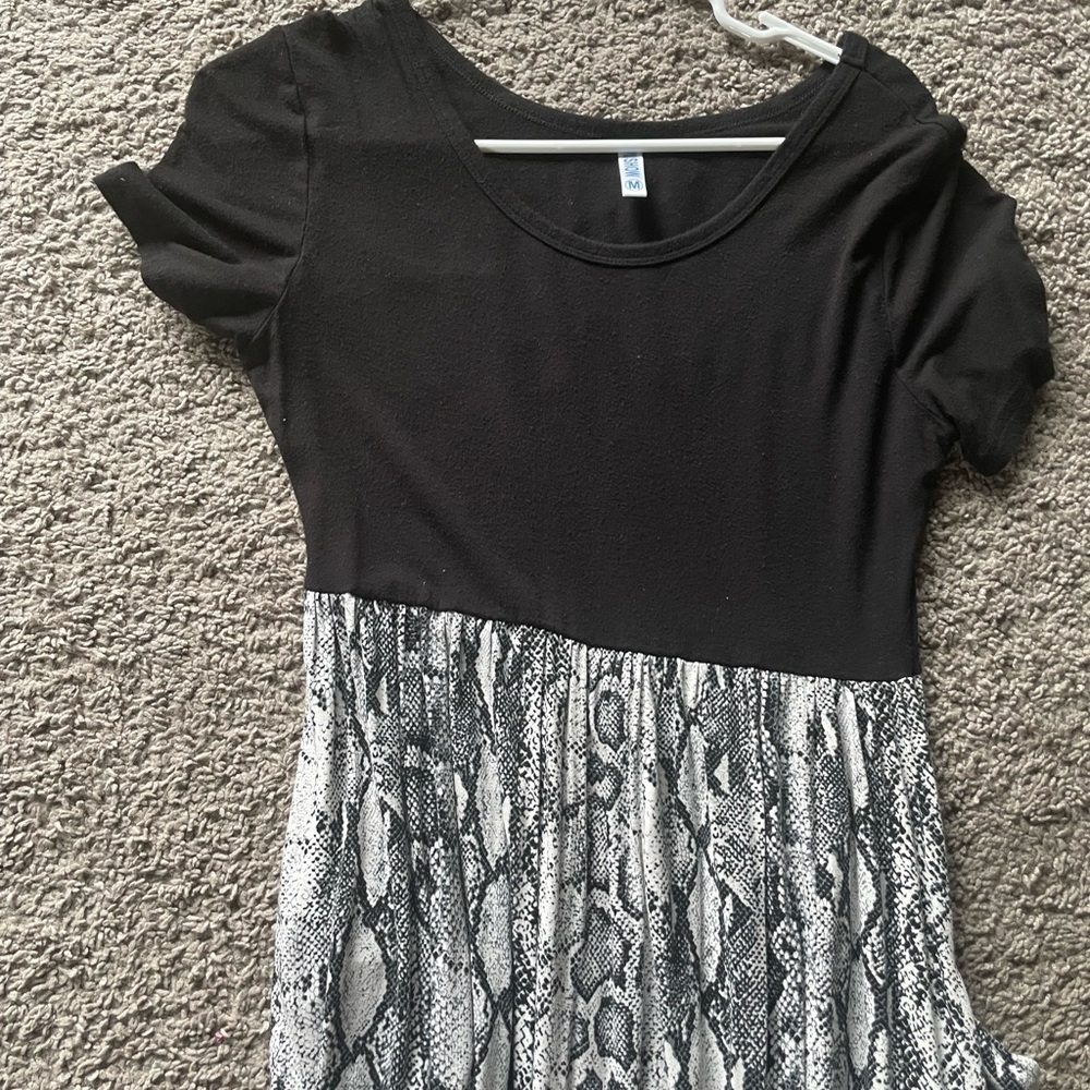 Black and white dress